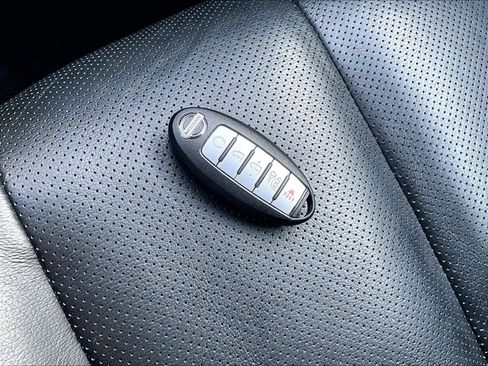 Used 2015 Nissan Murano Platinum w/ Platinum Technology Package image 30