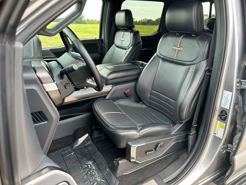 Used 2023 Ford F150 Platinum image 11