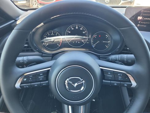 New 2026 MAZDA MAZDA3 Hatchback w/Premium Plus Pkg image 29