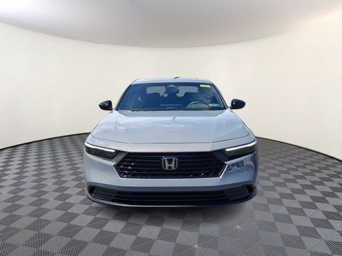 Used 2025 Honda Accord Sport image 2