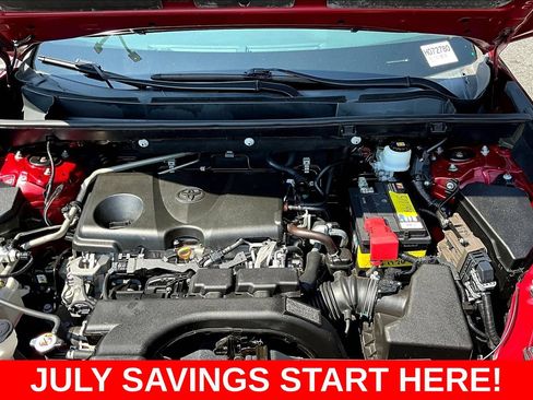 Used 2020 Toyota RAV4 LE FWD image 31