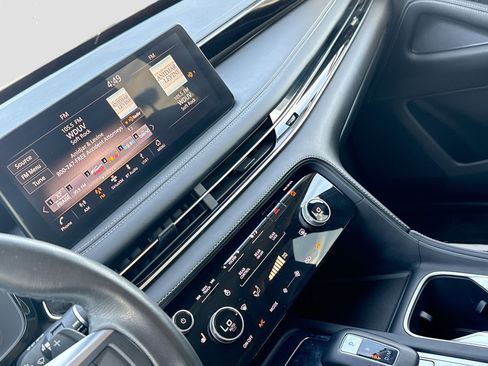 Used 2023 INFINITI QX60 Pure image 29