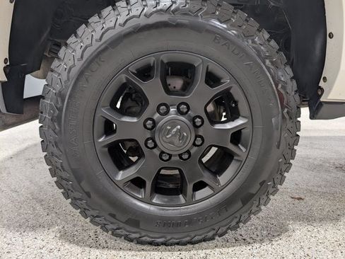 Used 2019 RAM 3500 Laramie AWD/4WD image 12