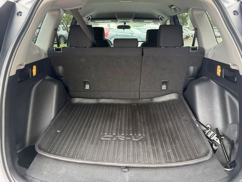 Used 2019 Honda CR-V LX image 7