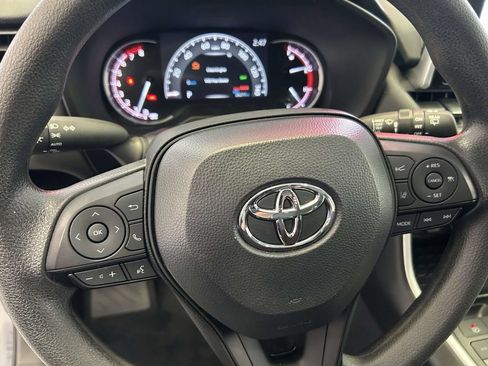 Used 2024 Toyota RAV4 XLE FWD image 18