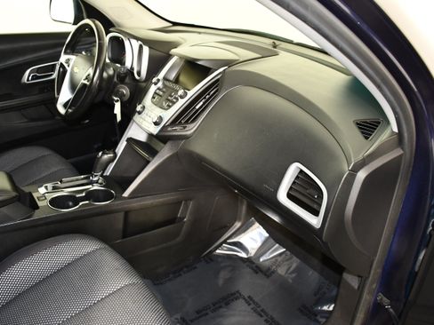 Used 2016 Chevrolet Equinox LT w/ Convenience Package AWD/4WD image 39