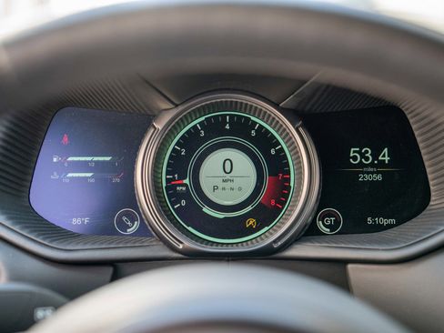 Used 2021 Aston Martin DB11 V8 image 6