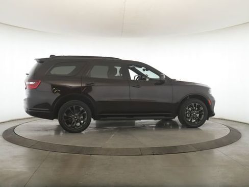 Used 2025 Dodge Durango GT w/ Blacktop Package image 6