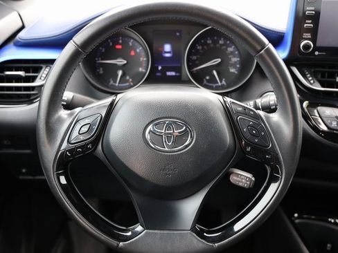 Certified 2020 Toyota C-HR XLE image 14