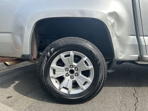 Used 2016 Chevrolet Colorado LT w/ LT Convenience Package image 30