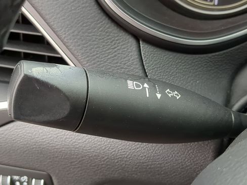 Used 2020 Jeep Cherokee Trailhawk w/ Cold Weather Group image 29