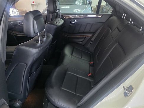 Used 2012 Mercedes-Benz E 350 4MATIC Sedan image 21