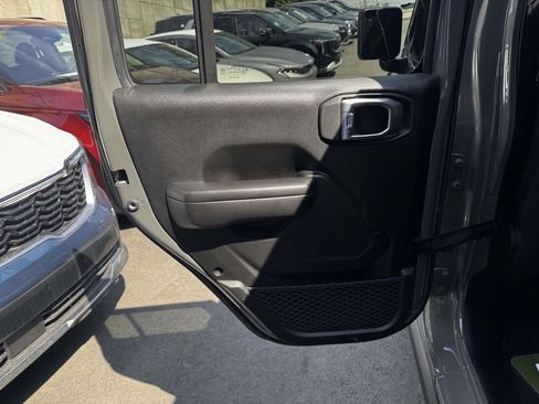 Used 2021 Jeep Wrangler Unlimited Sport AWD/4WD image 12