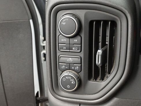 Used 2022 Chevrolet Silverado 1500 Custom w/ Safety Confidence Package image 20