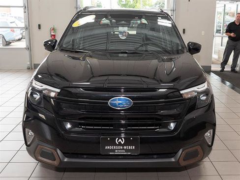 Used 2025 Subaru Forester Sport w/ Popular Package #1 AWD/4WD image 3