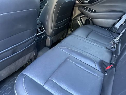 Used 2024 Subaru Outback Limited XT AWD/4WD image 4