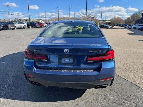 Used 2023 BMW M550i xDrive image 8