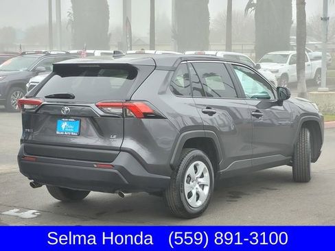 Used 2024 Toyota RAV4 LE image 5