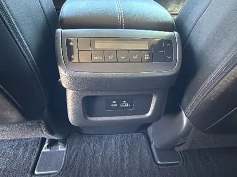 Certified 2023 Nissan Pathfinder SL AWD/4WD image 25