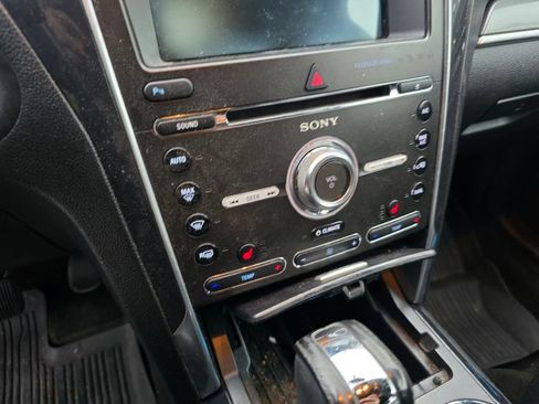 Used 2018 Ford Explorer Sport image 13