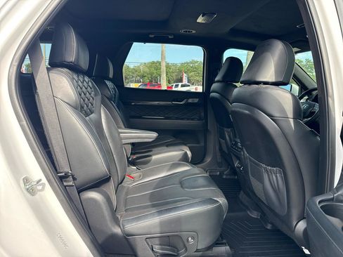 Used 2020 Hyundai Palisade Limited FWD image 14