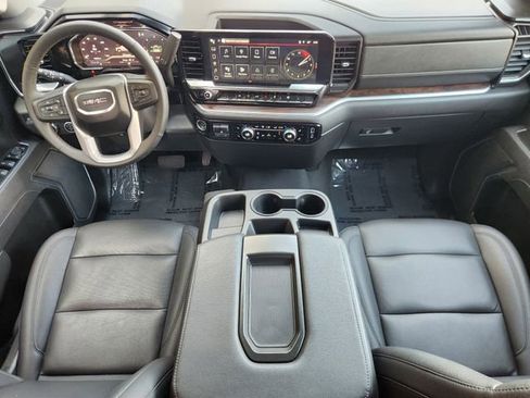 Used 2025 GMC Sierra 1500 SLT image 22