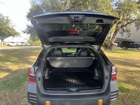 Used 2022 Subaru Outback Wilderness w/ Wilderness Package image 19