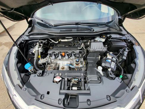 Used 2020 Honda HR-V LX image 15