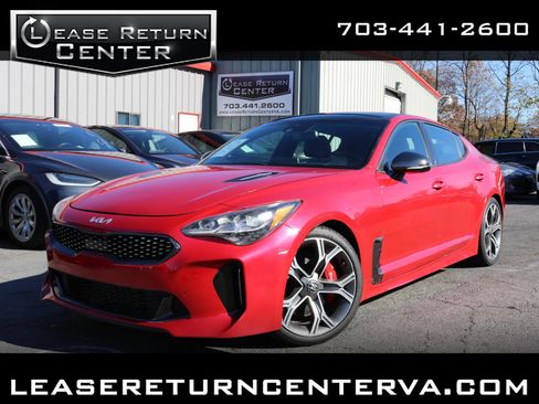 Used 2019 Kia Stinger GT2 image 1