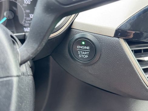 Used 2020 Ford Escape SE AWD/4WD image 6