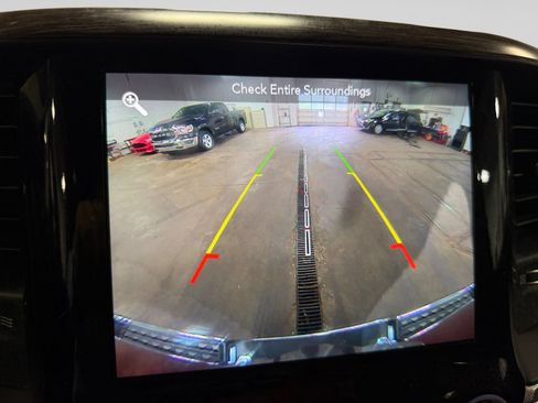 Used 2019 RAM 1500 Laramie AWD/4WD image 30