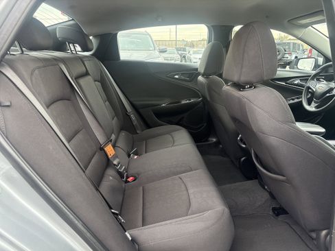 Used 2023 Chevrolet Malibu LT image 33