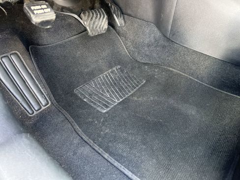 Used 2024 Nissan Altima 2.5 SV image 17