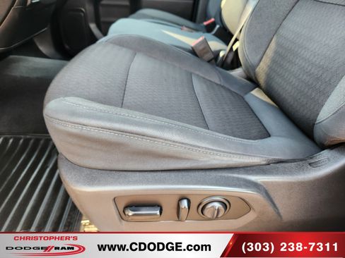 Used 2019 GMC Sierra 1500 SLE w/ SLE Convenience Package AWD/4WD image 17
