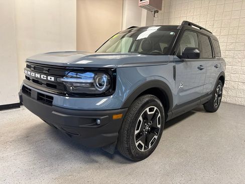 Used 2024 Ford Bronco Sport Outer Banks w/ Tech Package AWD/4WD image 41