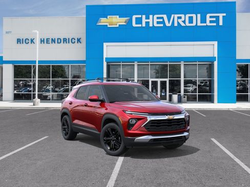 New 2026 Chevrolet TrailBlazer LT w/ Midnight Edition FWD image 2