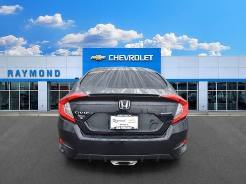 Used 2019 Honda Civic Sport image 4