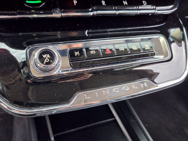 Used 2024 Lincoln Corsair Reserve FWD image 27