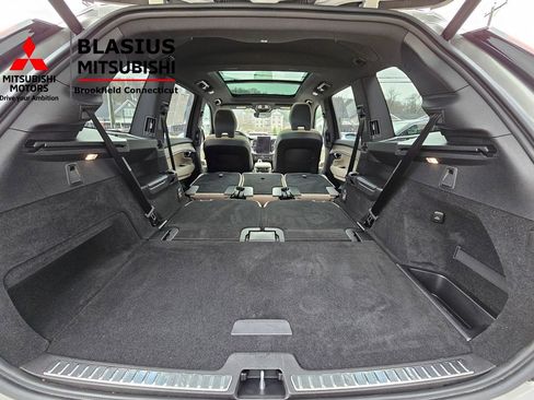 Used 2025 Volvo XC90 B6 Plus image 41