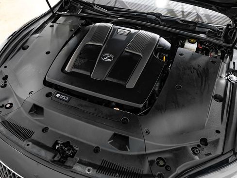 Used 2018 Lexus LS 500 w/ Luxury Package image 47