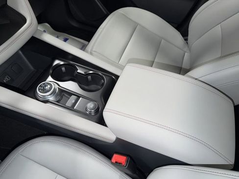 New 2026 Ford Explorer Active w/ Active Comfort Package image 20