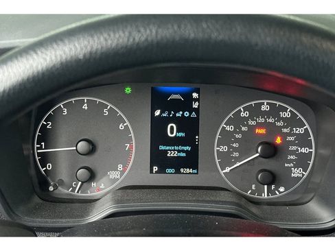 Used 2025 Toyota Corolla LE image 27