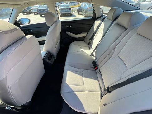 New 2025 Honda Accord SE image 27