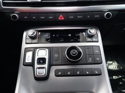 Used 2024 Hyundai Palisade FWD image 28