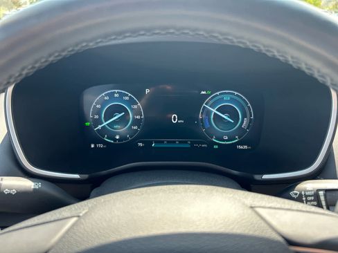 Used 2023 Hyundai Santa Fe Limited image 33