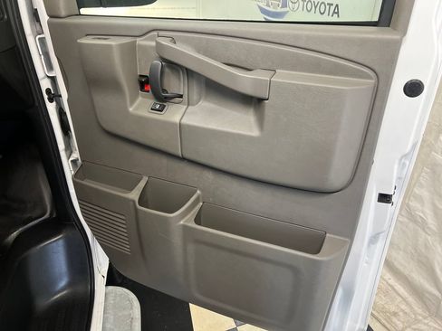 Used 2024 GMC Savana 2500 w/ Driver Convenience Package RWD image 38