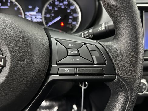 Used 2023 Nissan Versa S w/ Trunk Package image 19