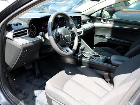 Used 2022 Kia K5 LXS image 15