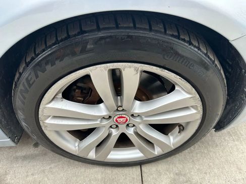 Used 2014 Jaguar XJ L Portfolio image 7