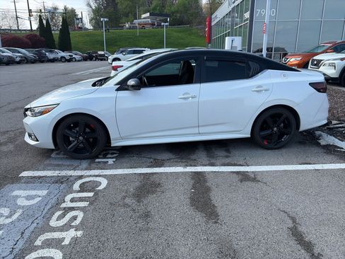 Certified 2023 Nissan Sentra SR w/ Midnight Edition Package image 1